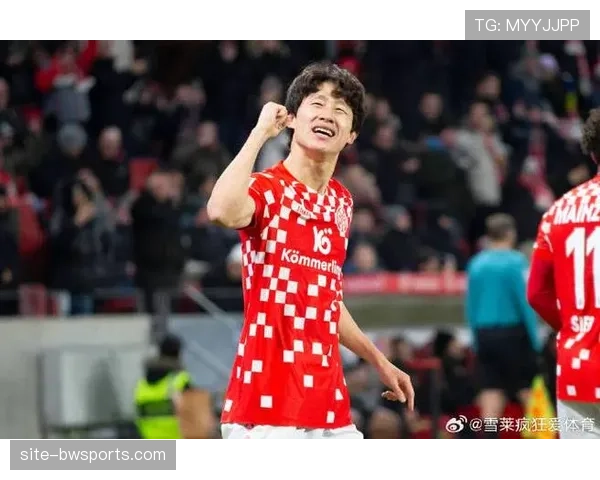 美因茨伤病名单达十人 李在城脚趾受伤影响中场组织